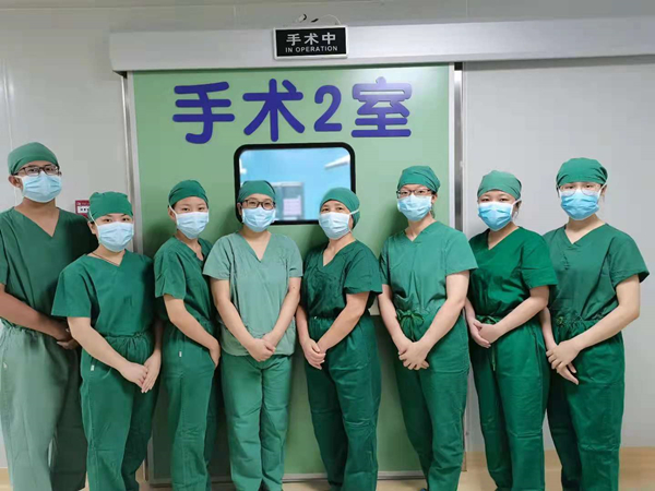 2.欧亚国际官网
妇幼保健院妇科阴式手术技术团队合照_副本.jpg