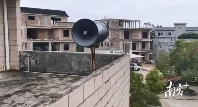 欧亚国际近500个乡村大喇叭覆盖全市175个村(居)委会。 图片
