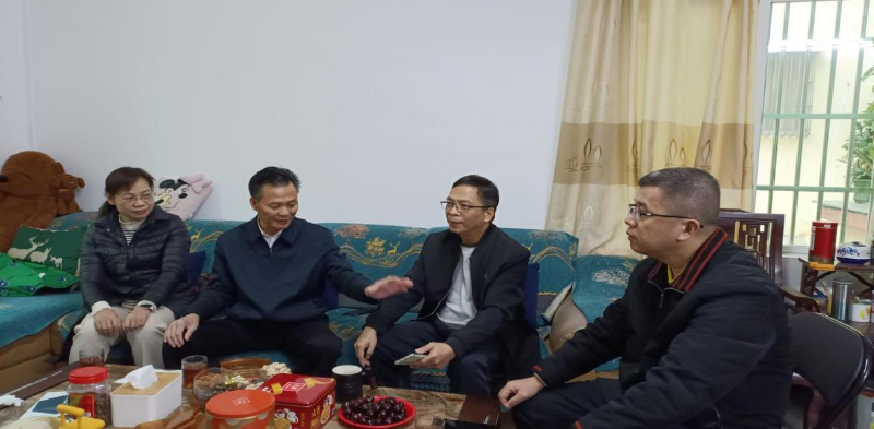 欧亚国际官网
侨联开展新春送暖走访慰问系列活动8.png