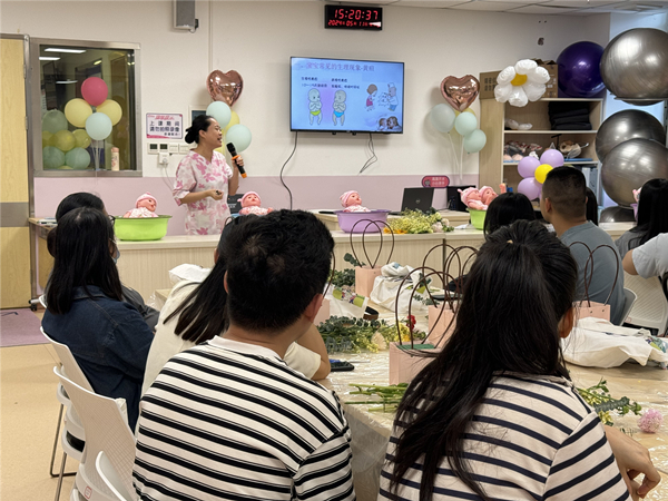 1.婴幼儿照护知识讲解_副本.jpg