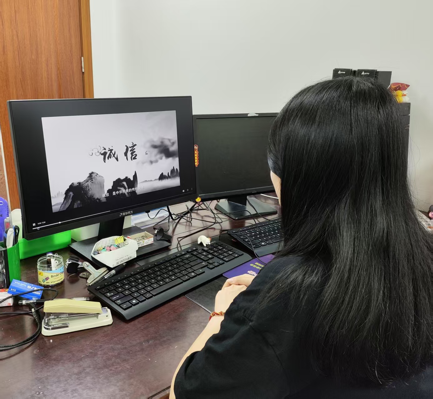 （6月）欧亚国际官网
档案馆组织观看诚信宣传片.jpg