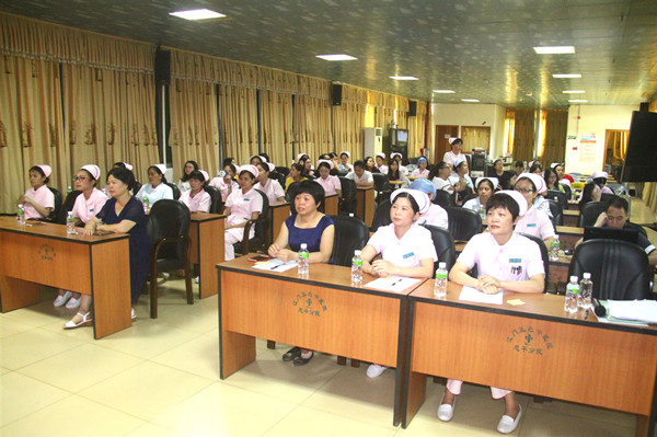 2.活动现场_副本.jpg
